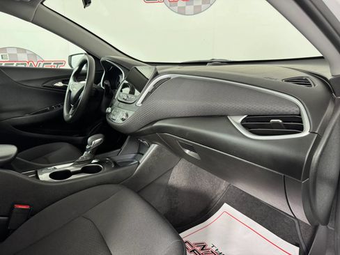 Used 2023 Chevrolet Malibu LS FWD image 12