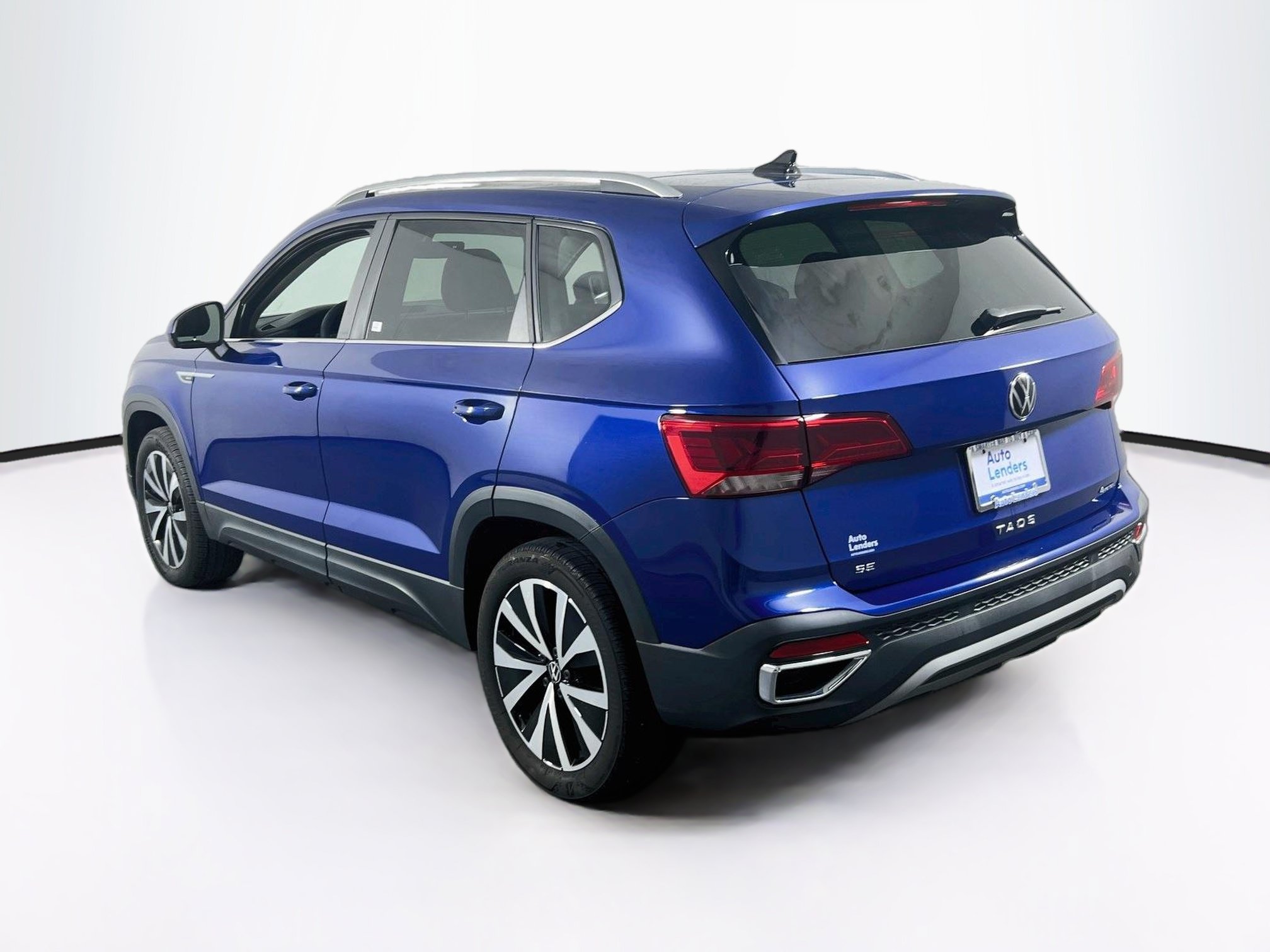 Used 2022 Volkswagen Taos SE FWD image 7