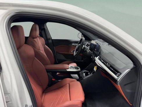 New 2026 BMW X2 xDrive28i w/ Technology Package AWD/4WD image 15