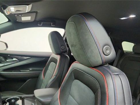 Used 2025 Chevrolet Blazer EV RS image 33