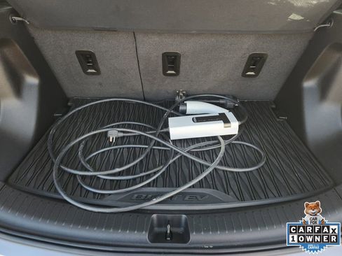 Used 2023 Chevrolet Bolt LT w/ Infotainment Package image 37