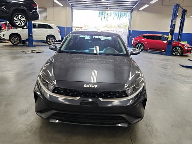 Used 2024 Kia Forte LXS FWD image 3