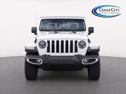Used 2020 Jeep Gladiator Overland AWD/4WD image 5