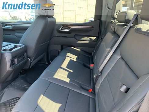 New 2026 Chevrolet Silverado 1500 LT Trail Boss w/ Convenience Package II AWD/4WD image 17