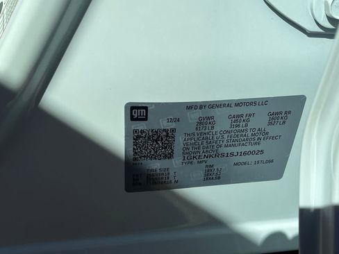 Used 2025 GMC Acadia Elevation image 30