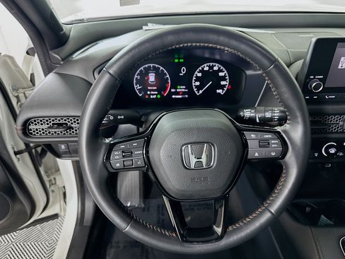 Certified 2023 Honda HR-V Sport image 8