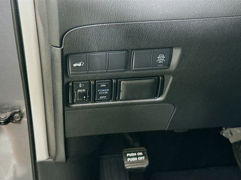 Used 2019 Nissan Armada SV w/ Driver Package RWD image 16