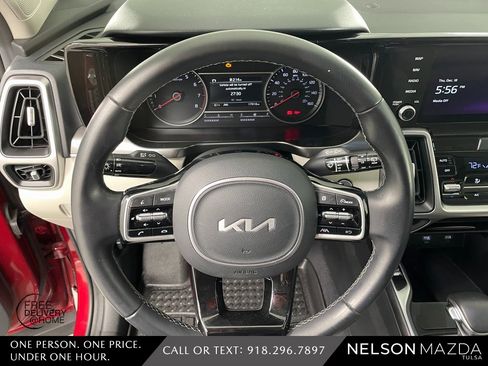 Used 2022 Kia Sorento S w/ Panoramic Sunroof Package image 23