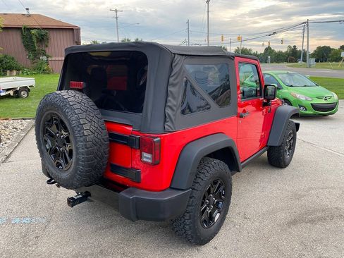 Used 2015 Jeep Wrangler Sport AWD/4WD image 6