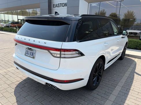 Used 2023 Lincoln Aviator Black Label AWD/4WD image 5