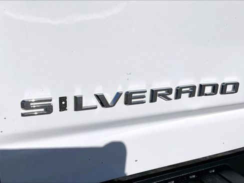 Used 2020 Chevrolet Silverado 2500 LTZ w/ LTZ Convenience Package image 25