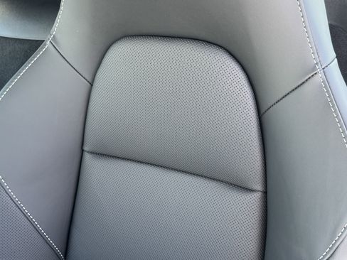 New 2025 Porsche 718 Cayman image 5