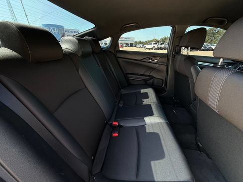 Used 2021 Honda Civic Sport image 28