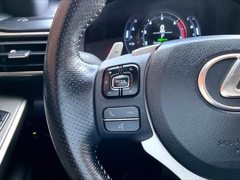 Used 2018 Lexus IS 300 F Sport w/ F Sport Package image 23