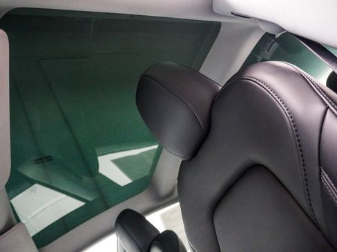 Used 2023 Tesla Model 3 Standard Range image 8