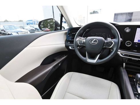 Used 2024 Lexus RX 350 FWD w/ Technology Package image 6