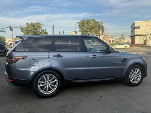 Used 2019 Land Rover Range Rover Sport SE image 13