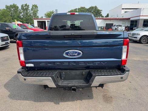 Used 2017 Ford F250 XLT w/ XLT Premium Package AWD/4WD image 4