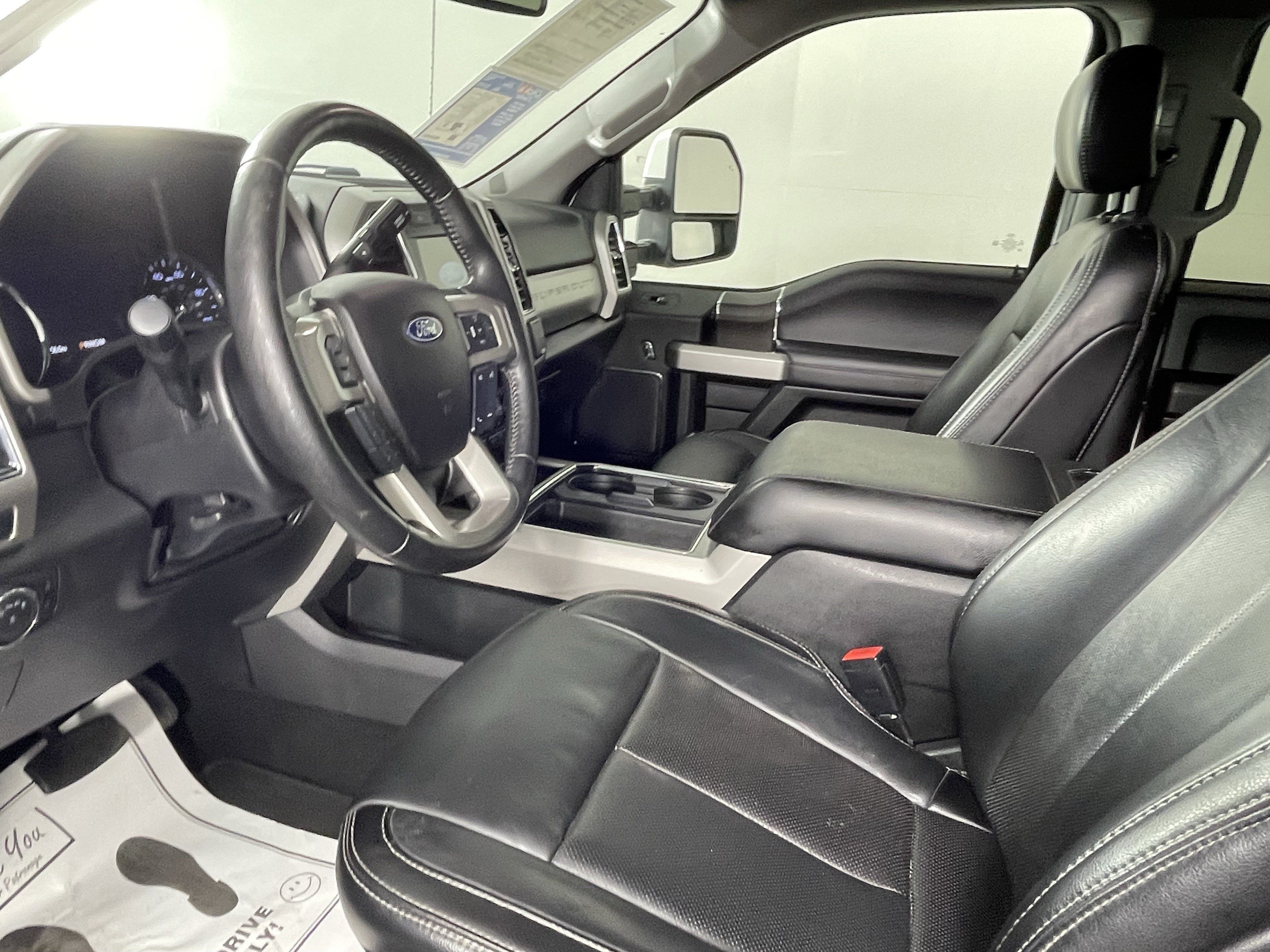 Used 2020 Ford F350 Lariat w/ Lariat Value Package AWD/4WD image 9