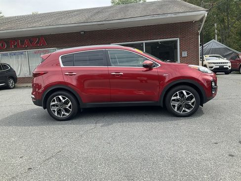 Used 2020 Kia Sportage EX AWD/4WD image 4