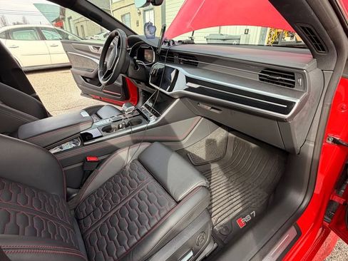 Used 2021 Audi RS 7 Sportback w/ Carbon Optic Package image 10