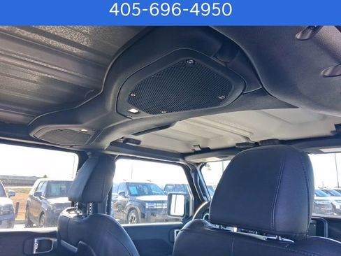 Used 2024 Jeep Gladiator Sport image 14