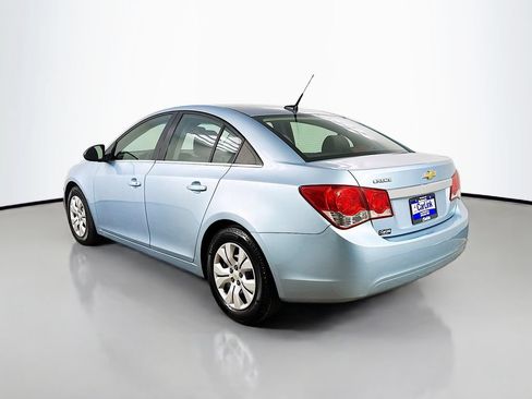Used 2012 Chevrolet Cruze LS w/ Connectivity Package FWD image 5