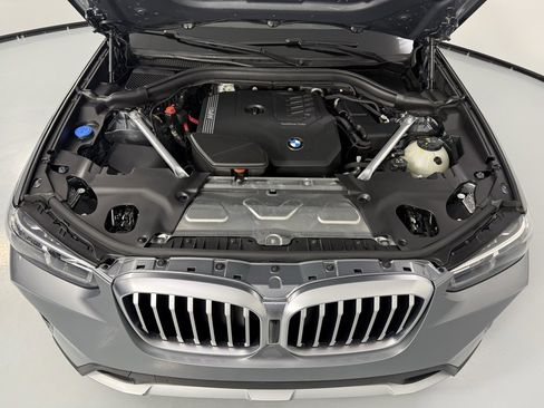 Used 2024 BMW X3 xDrive30i w/ Premium Package w/ZPA image 4