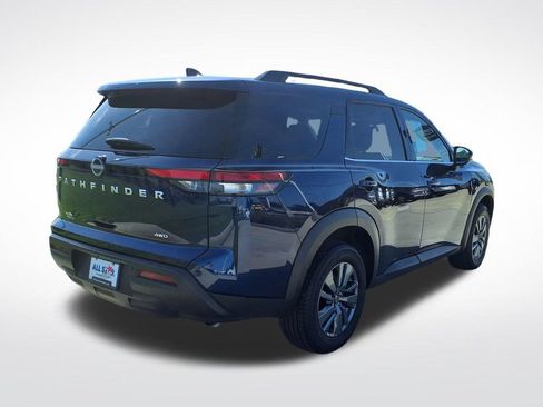 Used 2025 Nissan Pathfinder SV AWD/4WD image 9