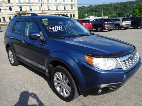Used 2012 Subaru Forester 2.5X Premium w/ All-Weather Pkg AWD/4WD image 4