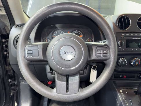 Used 2015 Jeep Patriot Sport w/ Power Value Group image 17