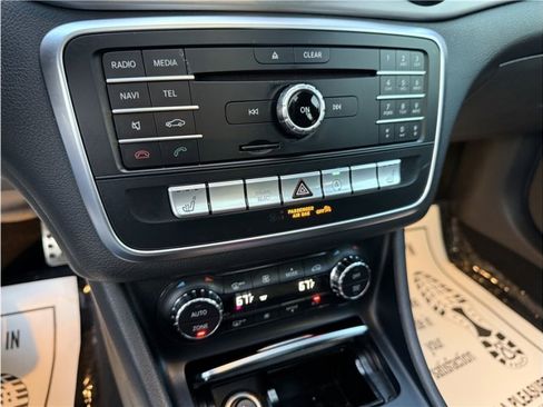 Used 2018 Mercedes-Benz CLA 250 image 42