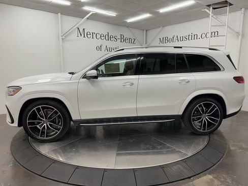 New 2026 Mercedes-Benz GLS 580 4MATIC image 4