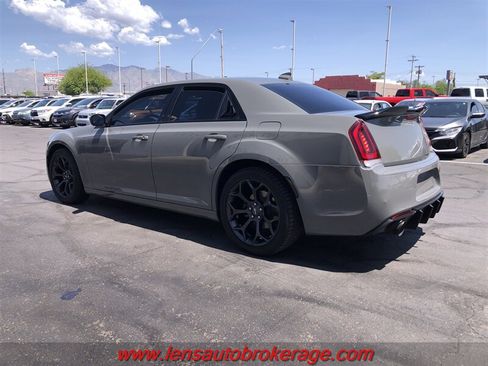 Used 2019 Chrysler 300 S RWD image 6