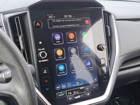 Used 2024 Subaru Crosstrek 2.0i Premium image 23