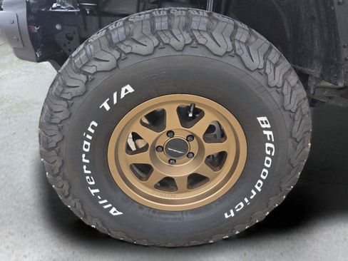 Used 2022 Jeep Wrangler Unlimited Rubicon w/ Xtreme Recon 35" Tire Package image 36