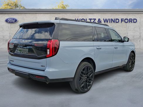 Used 2026 Ford Expedition Max Platinum w/ Stealth Performance Package AWD/4WD image 6