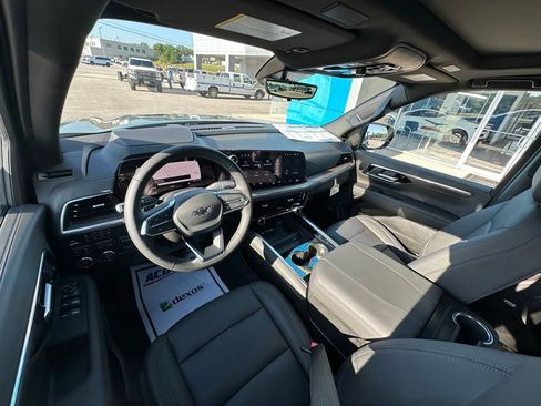 New 2026 Chevrolet Tahoe Z71 w/ Z71 Off-Road Package AWD/4WD image 20