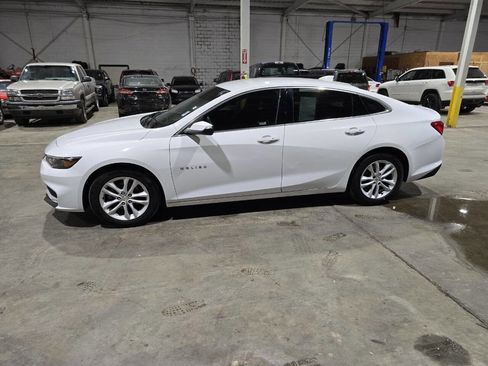 Used 2018 Chevrolet Malibu LT image 4