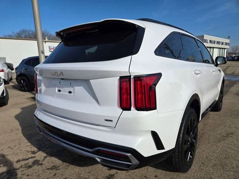 Used 2023 Kia Sorento SX image 41