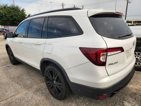 Used 2021 Honda Pilot Black Edition image 4