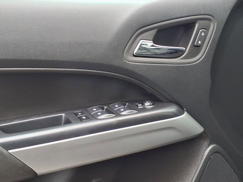 Certified 2022 Chevrolet Colorado LT w/ Luxury Package image 11