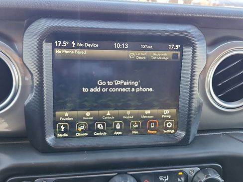 Used 2023 Jeep Wrangler Sahara image 24