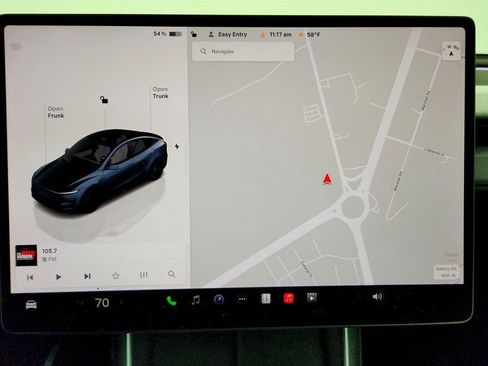 Used 2026 Tesla Model Y 2WD image 21