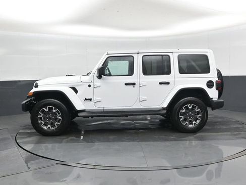 New 2026 Jeep Wrangler Unlimited Sahara AWD/4WD image 7