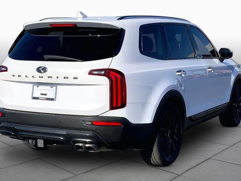 Used 2021 Kia Telluride SX w/ Towing Package FWD image 13