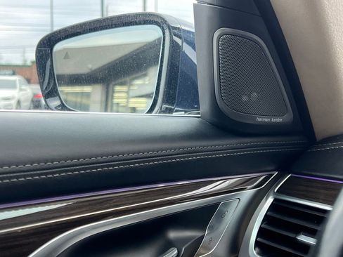 Used 2016 BMW 740i image 62