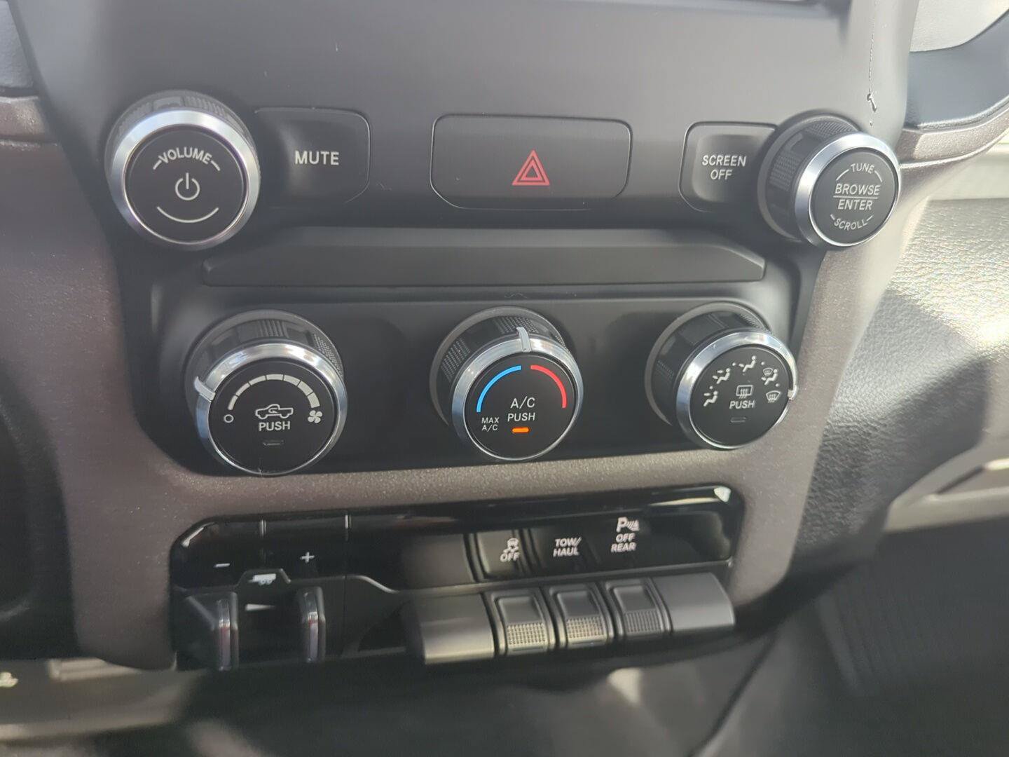 Used 2021 RAM 2500 Tradesman AWD/4WD image 26