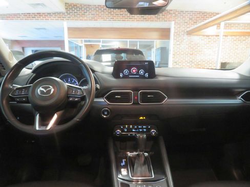 Used 2019 MAZDA CX-5 Touring image 43