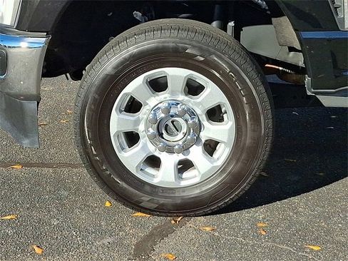 Used 2024 Ford F250 XLT w/ Snow Plow Prep Package image 8